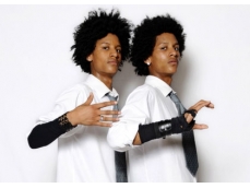 street dance life - LES TWINS ON SDK.EUROPE BATTLE!!! 