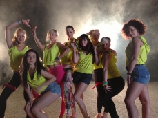 WORLD DANCE FAMILY: VC NE VIDEOKLIP